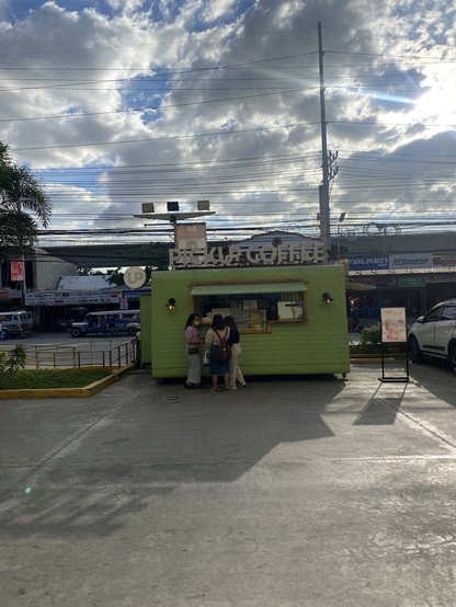 Pickup Coffee kiosk in a parking lot in Malolos (Bulacan Province)
